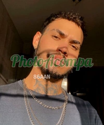 Acompanhante masculino em Franca com beijo na boca (2) — Nicollas Mandrake