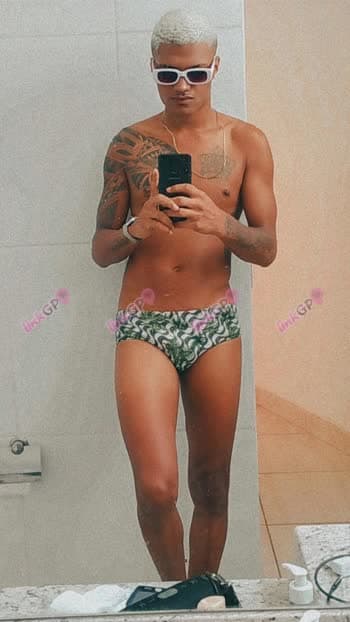 Acompanhante masculino bundão em Salvador