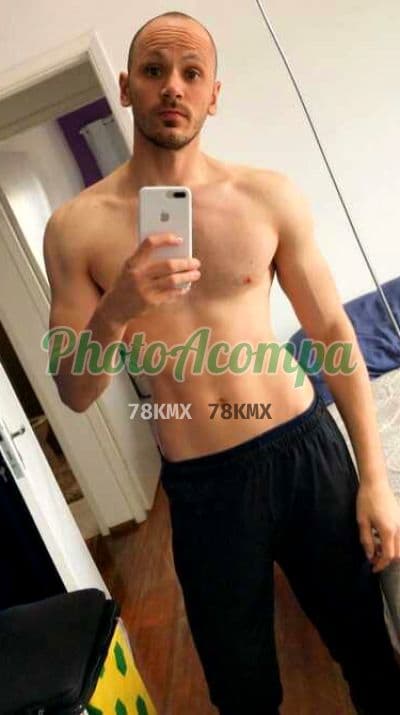 Acompanhante masculino em São Paulo — oral sem camisinha, foto 4 de Pedro