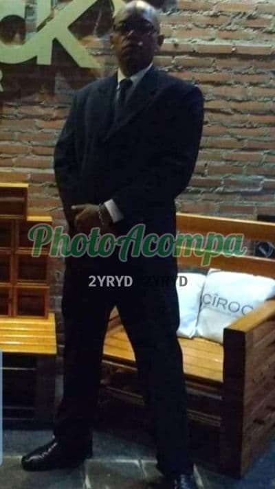 Acompanhante masculino em Londrina com beijo grego (2) — Pedro Pereira de Souza Jr