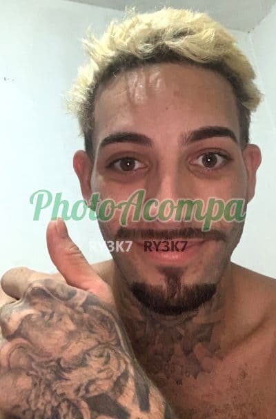 Acompanhante masculino em São Paulo com beijo grego (4) — Raavy