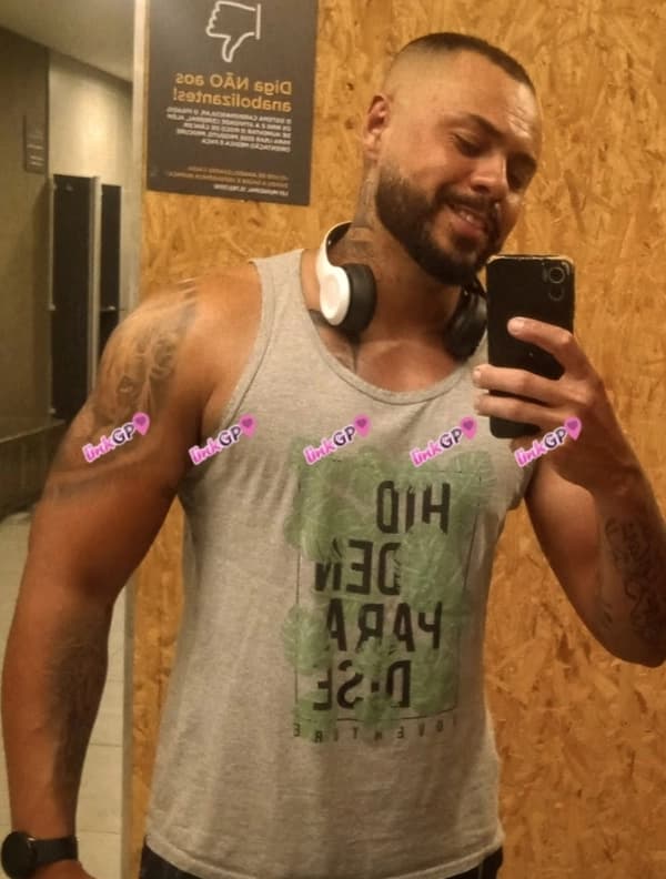 Acompanhante masculino moreno em Praça Seca, foto de perfil