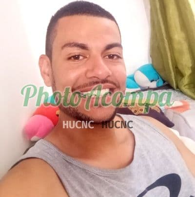 Acompanhante masculino em São Paulo com beijo na boca (2) — Renan