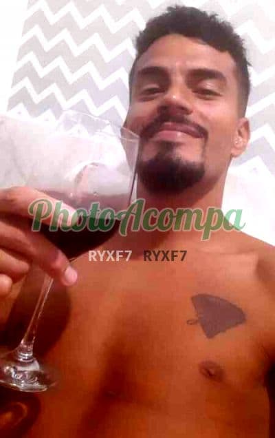 Acompanhante masculino em Rio de Janeiro — beijo na boca, foto 2 de Rodrigo