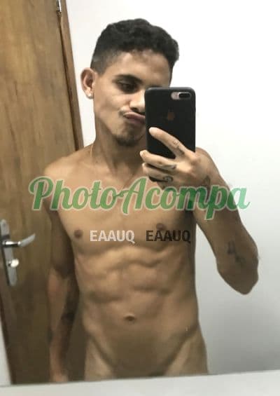 Acompanhante masculino em Rio de Janeiro com beijo na boca (6) — Thalis