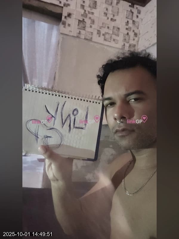 Acompanhante masculino apertadinho em Brasil