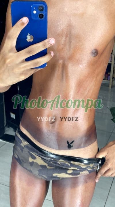 Acompanhante masculino em Recife com beijo grego (2) — Vikson Moura