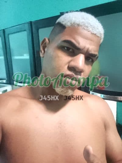 Foto 4: Acompanhante masculino em Recife — beijo na boca, Vítor