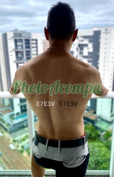 Acompanhante masculino em Londrina — beijo na boca, foto 2 de Vítor