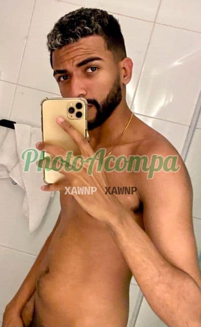 Acompanhante masculino em Rio de Janeiro — beijo grego, foto 2 de Yazan