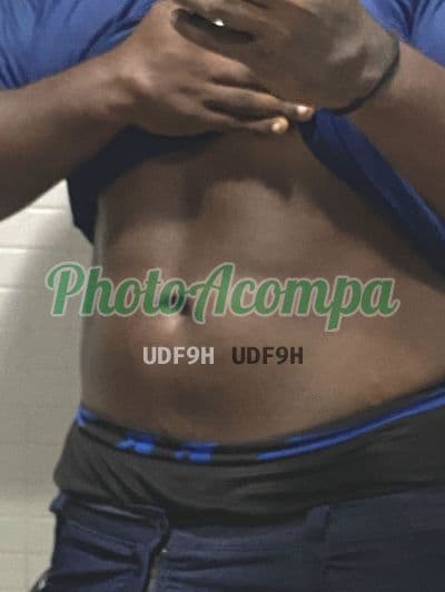 Acompanhante masculino em Rio de Janeiro com beijo na boca (2) — Yuri