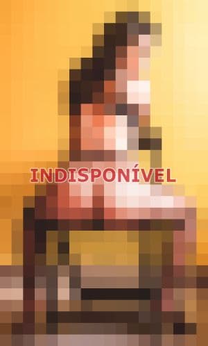 Travesti acompanhante em Rio de Janeiro — garganta profunda, foto 2 de A tentação vou adorar realizar fantasias e descobrir todas formas de te dar prazer.