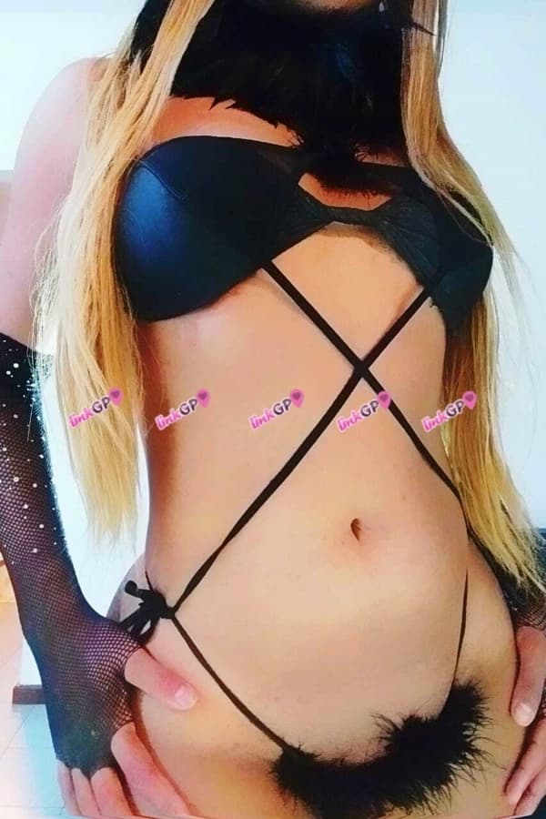 Foto 18: Travesti acompanhante em Araruama — beijo grego, Alana Lins