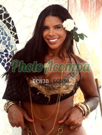 Travesti acompanhante em Campinas com beijo na boca (2) — Allana Ventin