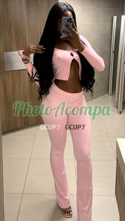 Travesti acompanhante em Guarujá — beijo na boca, foto 6 de Andressa Aíscha