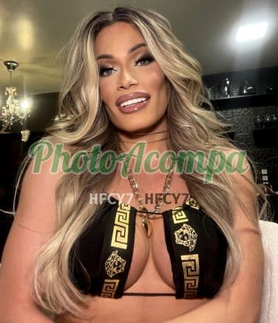 Travesti acompanhante em São Paulo — beijo na boca, foto 4 de Angélica Fennty