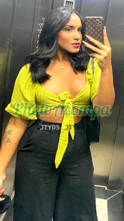 Travesti acompanhante em Rio de Janeiro com beijo na boca (6) — Babi Dias