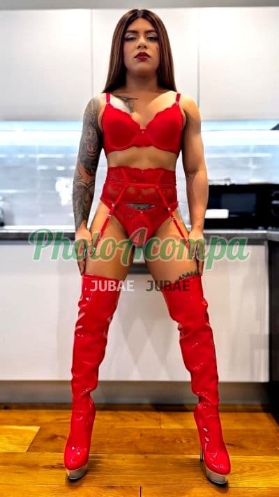 Travesti acompanhante em Rio de Janeiro — beijo na boca, foto 6 de Bia Falcão