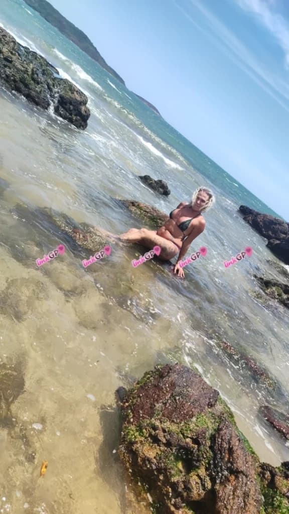 Travesti acompanhante apertadinha em Brasil, foto de perfil