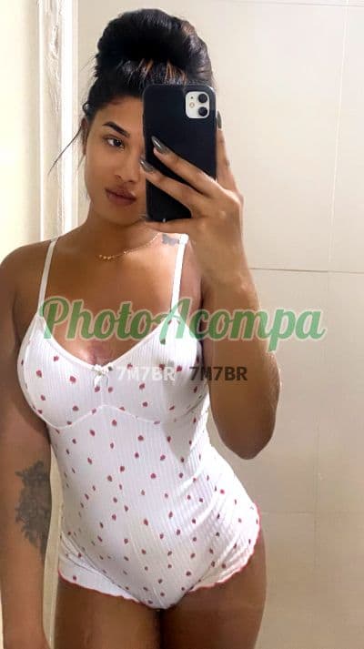 Travesti acompanhante em Campinas com oral natural (4) — Cibelly Martins