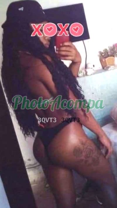 Travesti acompanhante em Niterói com beijo na boca (2) — Danny