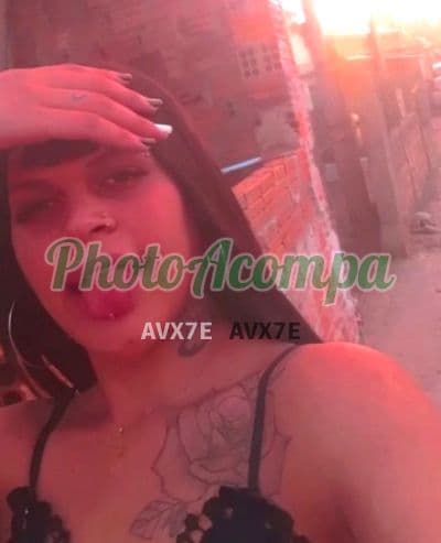 Travesti acompanhante em Porto Alegre com beijo grego (2) — Eduarda Santos