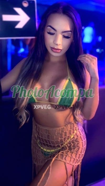 Travesti acompanhante em Belo Horizonte — beijo na boca, foto 2 de Gabriela Vasconcelos