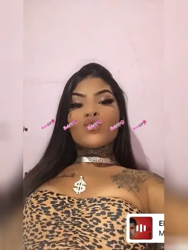 Travesti acompanhante em Campos dos Goytacazes com acompanhante para festa (2) — Gabriella