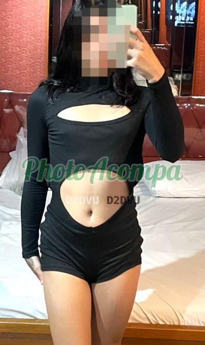 Travesti acompanhante em Rio de Janeiro com beijo grego (4) — Íris