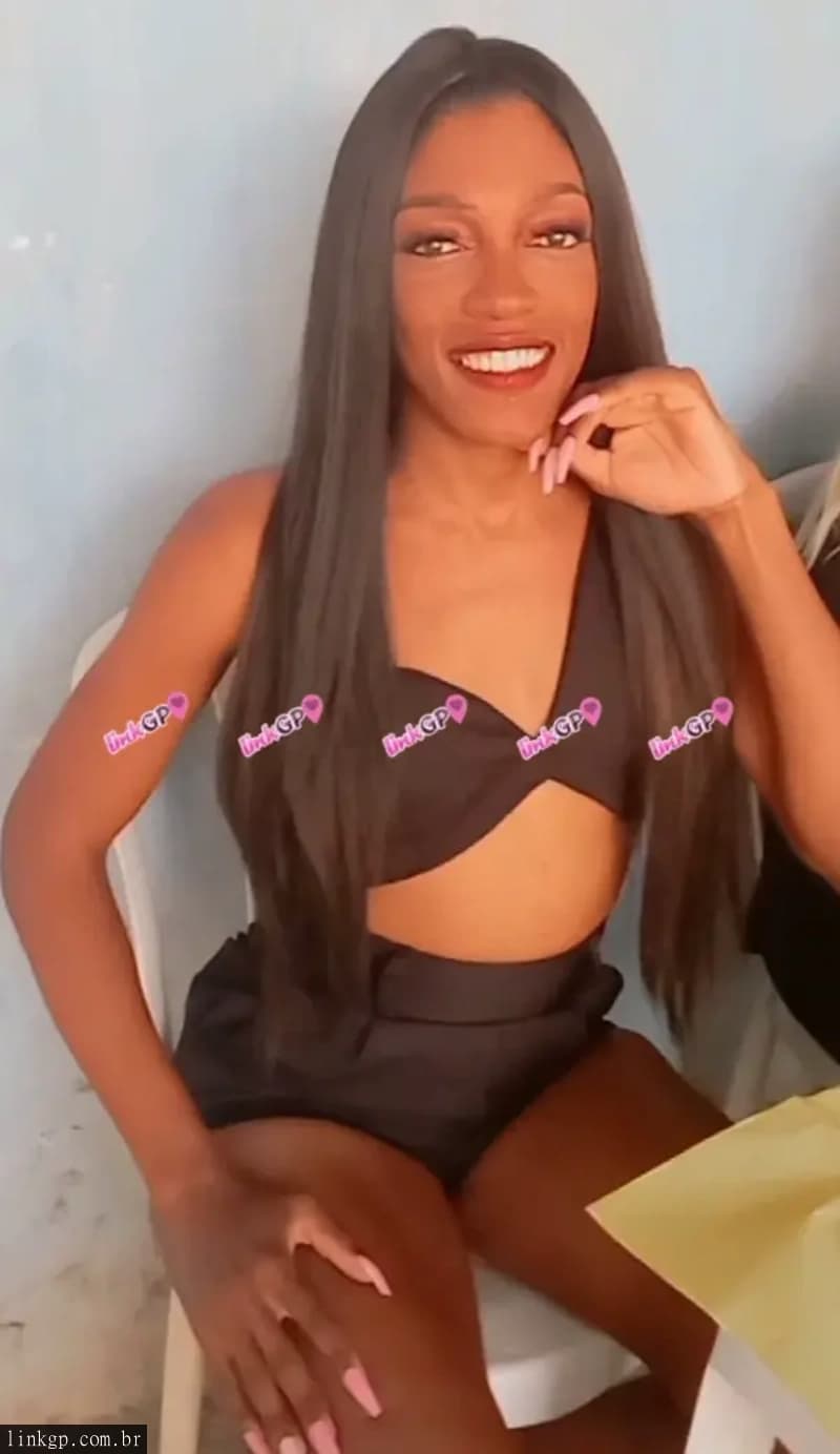 Travesti acompanhante cinturinha em Barra da Tijuca (5) — Isabella Monteiro