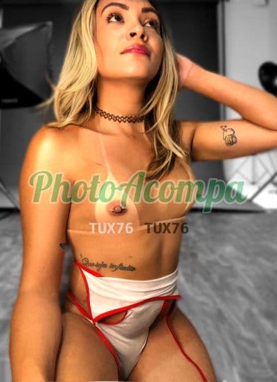 Travesti acompanhante em Rio de Janeiro com beijo na boca (2) — Jennifer