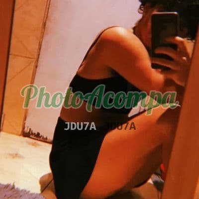Travesti acompanhante em Rio de Janeiro com beijo grego (2) — Laila Sousa