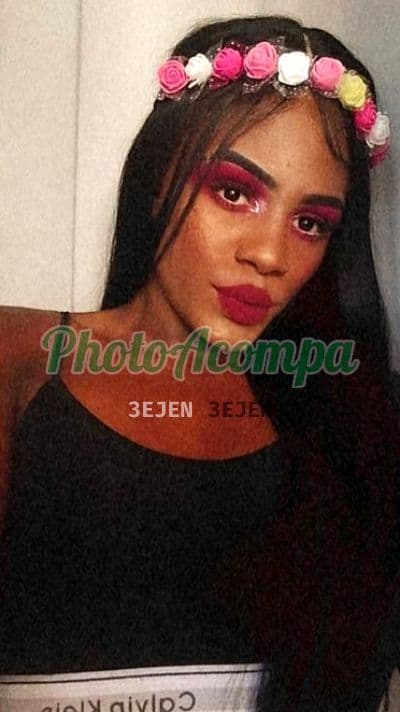 Travesti acompanhante em Praia Grande — garganta profunda, foto 4 de Lara