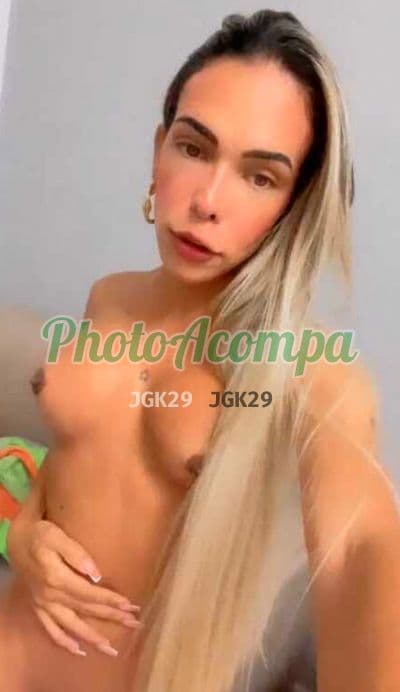 Travesti acompanhante em Praia Grande com garganta profunda (4) — Larissa Leitte