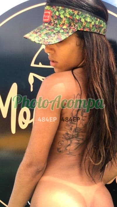 Foto 3: Travesti acompanhante foto verificada em Salvador — Luara Ferraz