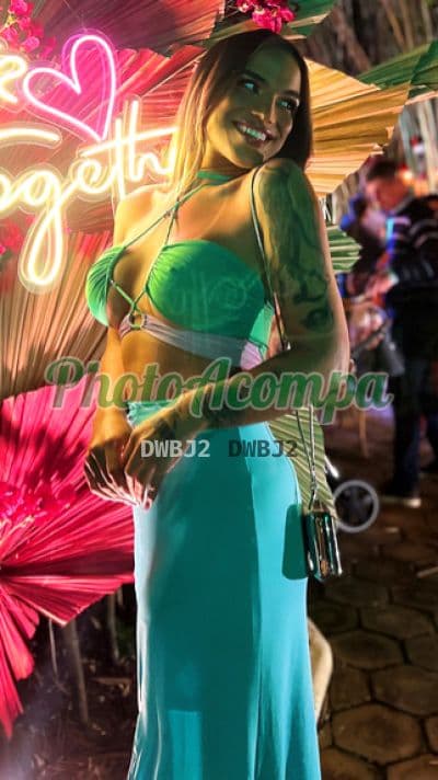Travesti acompanhante em Rio de Janeiro com beijo grego (4) — Luma Rios