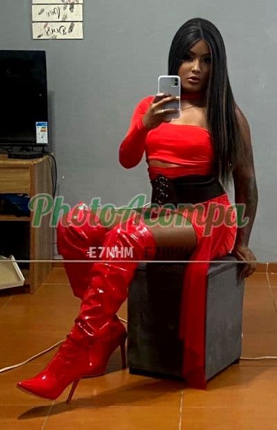 Travesti acompanhante em Osasco — garganta profunda, foto 4 de Maju Linss