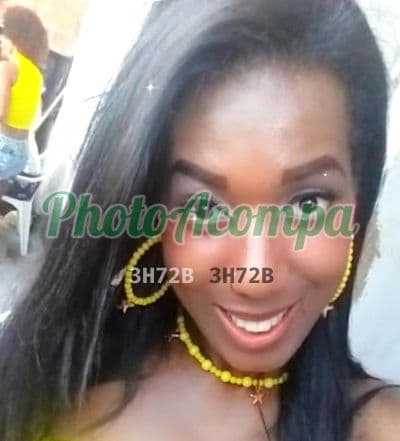 Travesti acompanhante em Salvador com beijo na boca (2) — Manuelly
