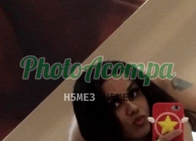 Travesti acompanhante em São Paulo com beijo grego (2) — Mirella