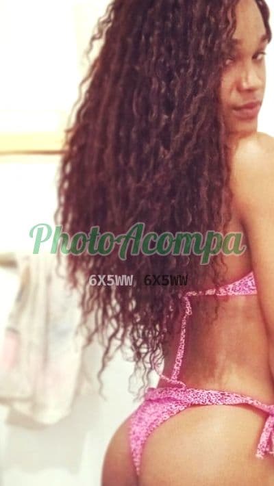 Travesti acompanhante em Rio de Janeiro com beijo grego (2) — Mirelly Sophy