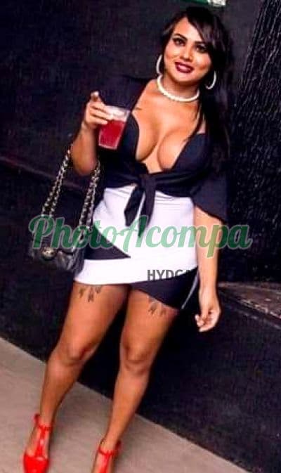 Travesti acompanhante foto sem retoque em São Vicente, foto 5 de Monique Muniz