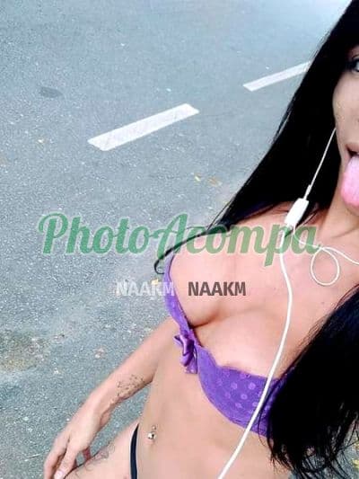 Travesti acompanhante em São Paulo com beijo grego (2) — Ninfeta Pirocuda