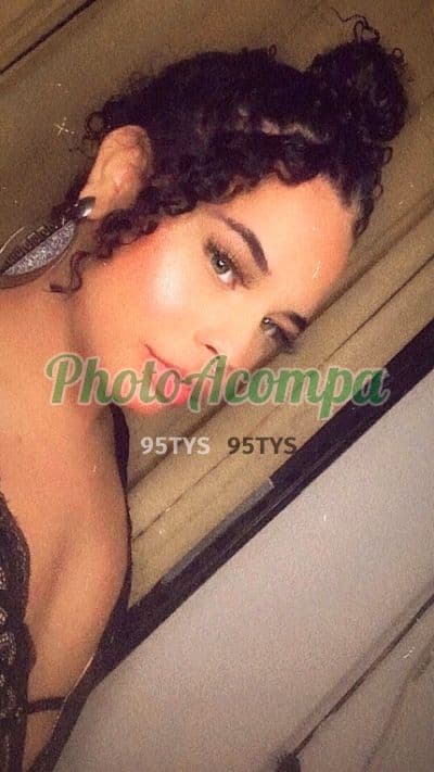 Travesti acompanhante em Indaiatuba com beijo na boca (2) — Paloma Coutinho