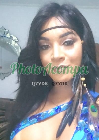 Travesti acompanhante em Rio de Janeiro com beijo grego (2) — Priscila Araujo