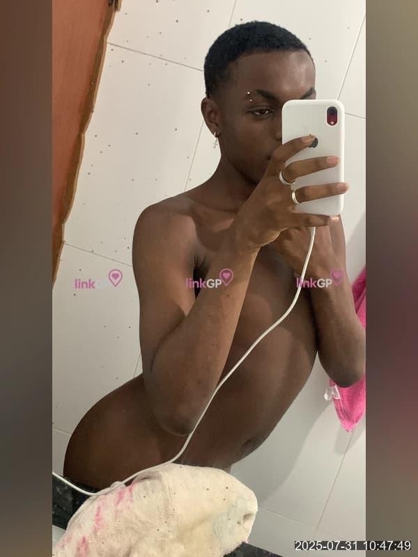 Travesti acompanhante alta em São Paulo — Putinha