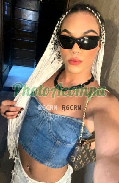 Travesti acompanhante em São Paulo — garganta profunda, foto 4 de Thiffany