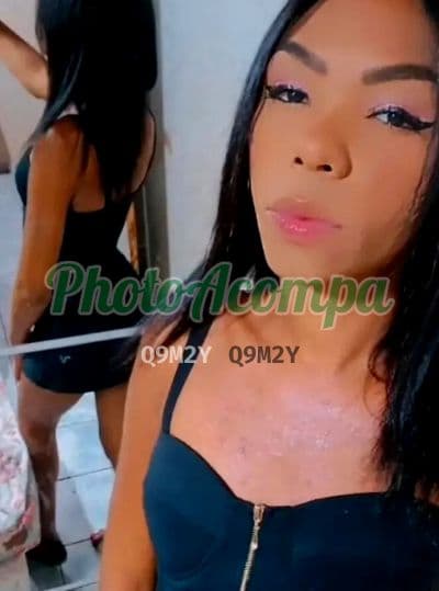 Travesti acompanhante em Caraguatatuba com beijo grego (2) — Victória