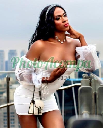 Travesti acompanhante em São Paulo — garganta profunda, foto 4 de Yasmim Ambrósio