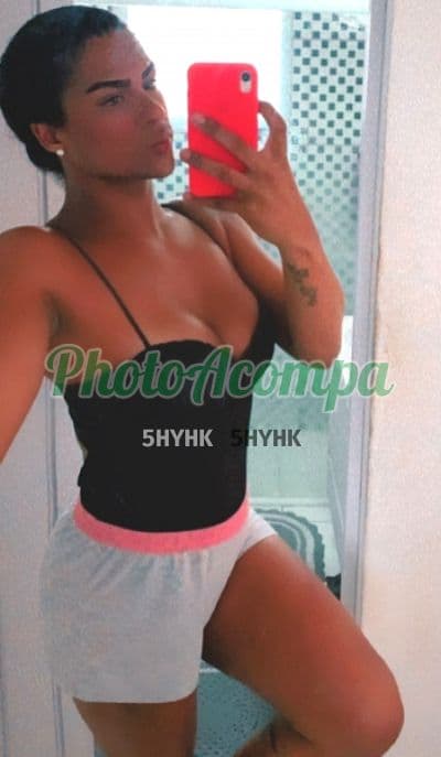 Travesti acompanhante em Praia Grande com beijo na boca (2) — Yasmin