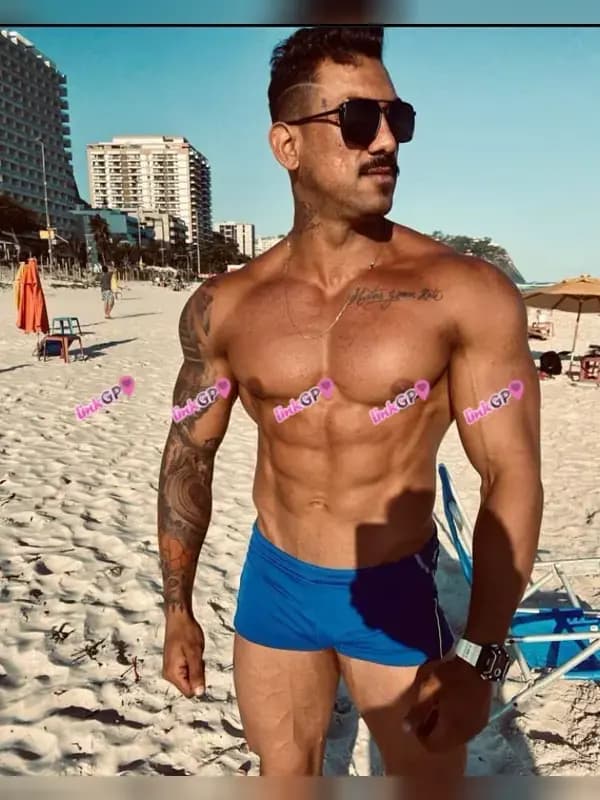 Videochamada erótica com imagem do anúncio, foto de perfil